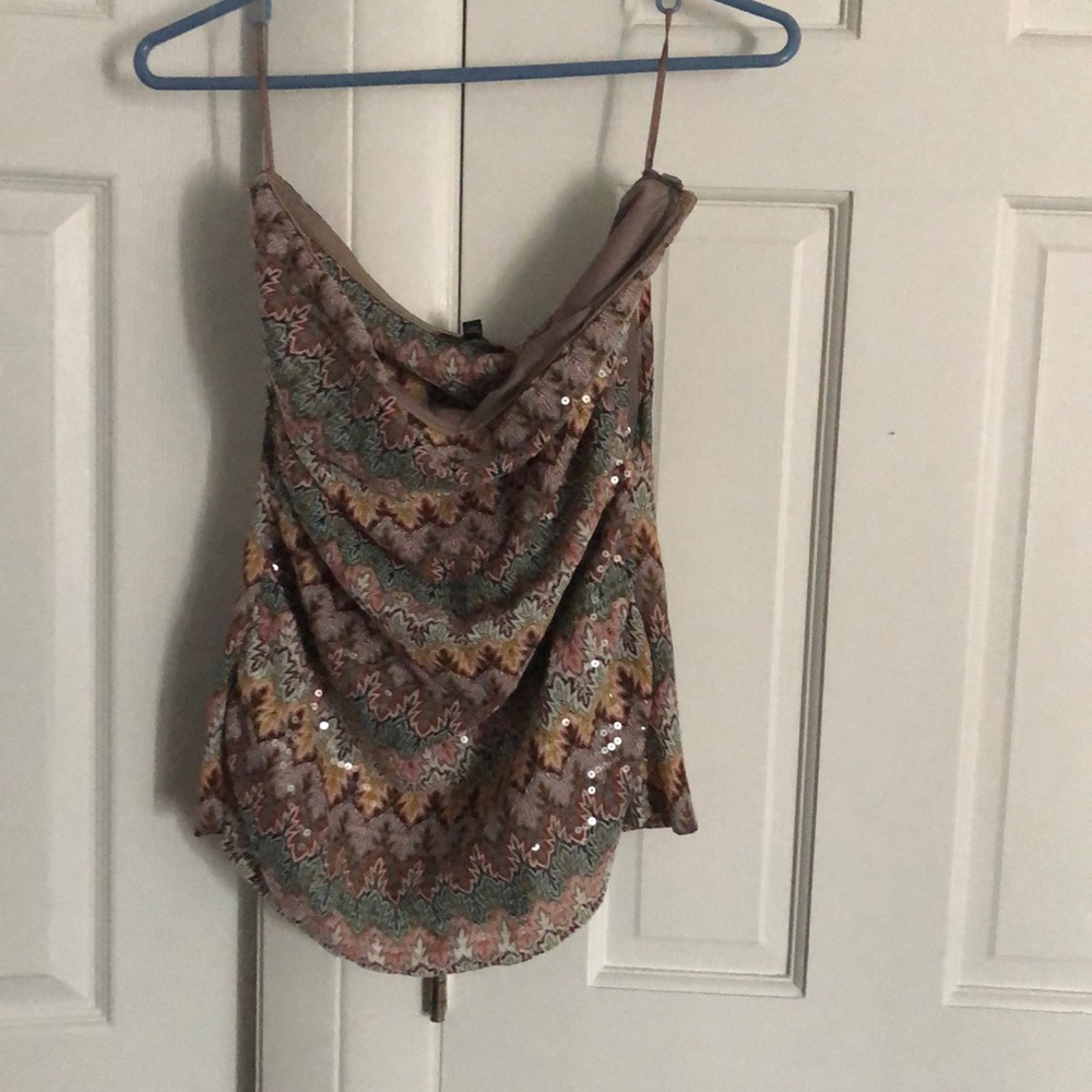 Strapless top